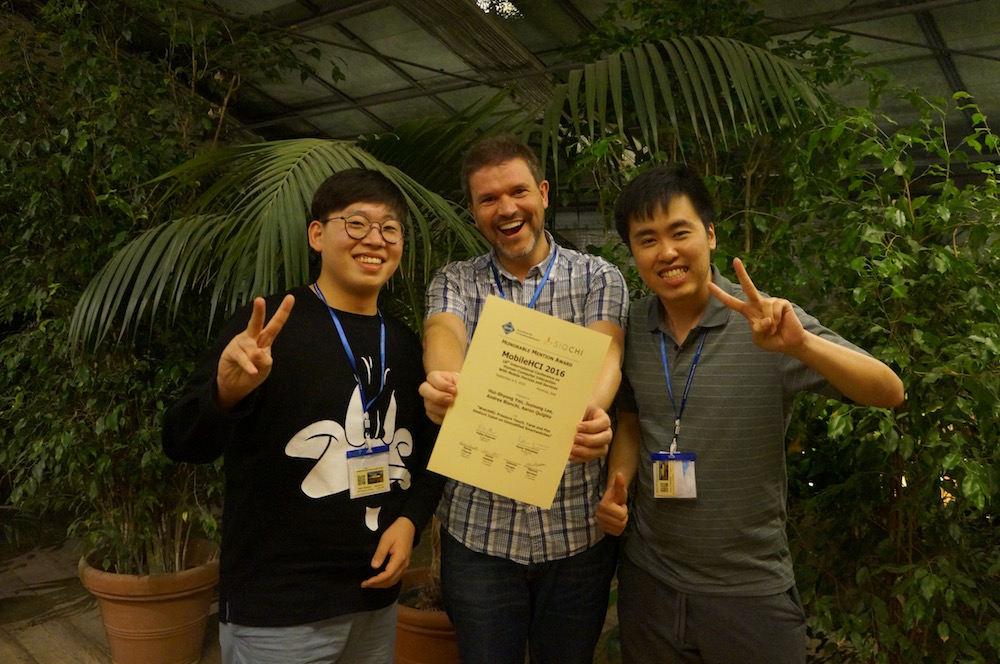 MobileHCI Honorable Mention award photo